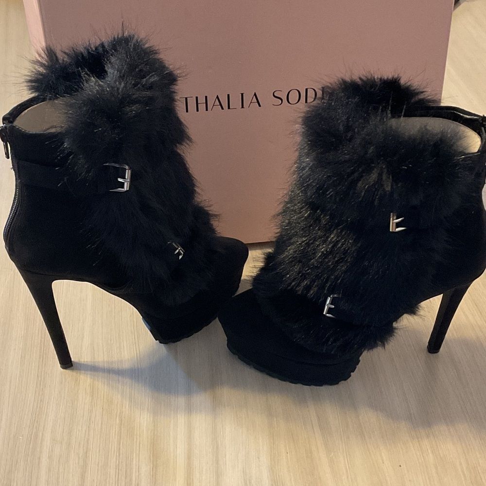 Thalia Sodi Black Fur Buckle Heeled Boots